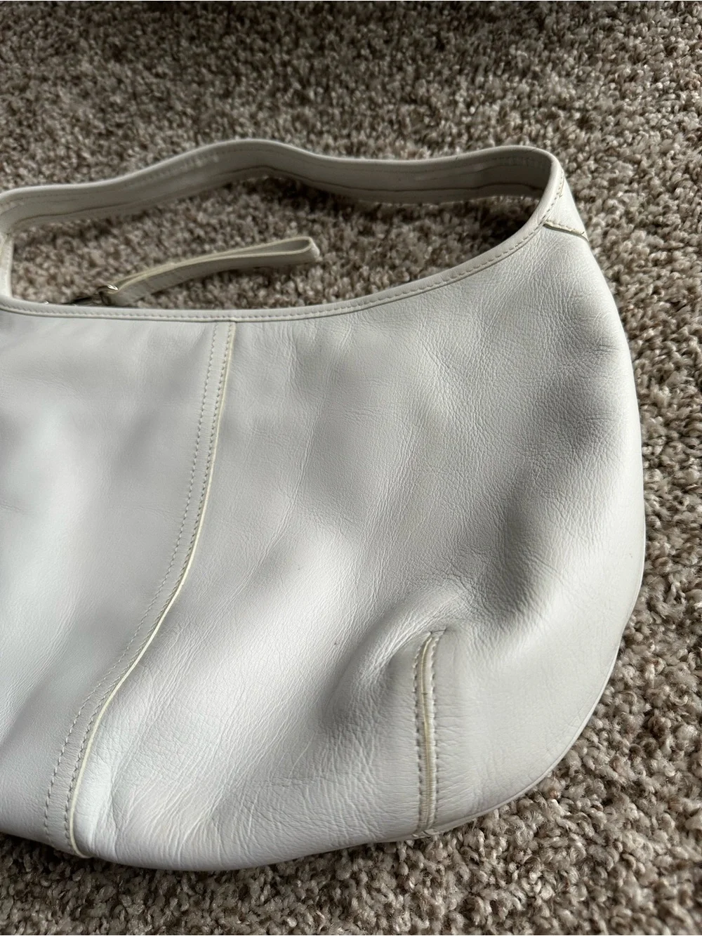 Coach White Leather Shoulder Bag